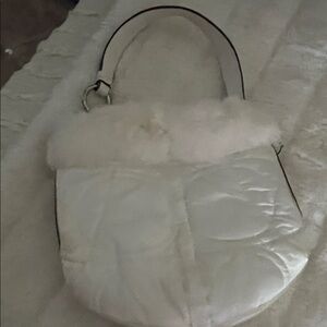 Coach fur Elegant White Women's Bag